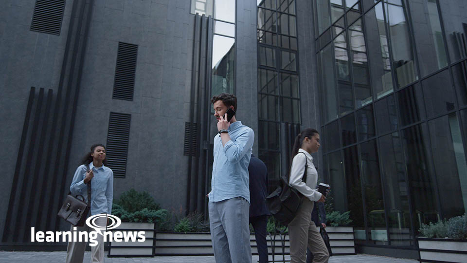 Consulting firms cut junior hiring as AI reshapes workforce - Learning News